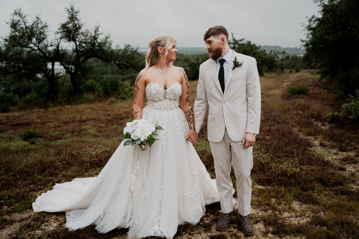 Zachary & Hanna’s wedding at The Ranch at Bell Springs, photographed by Weddings Unlimited